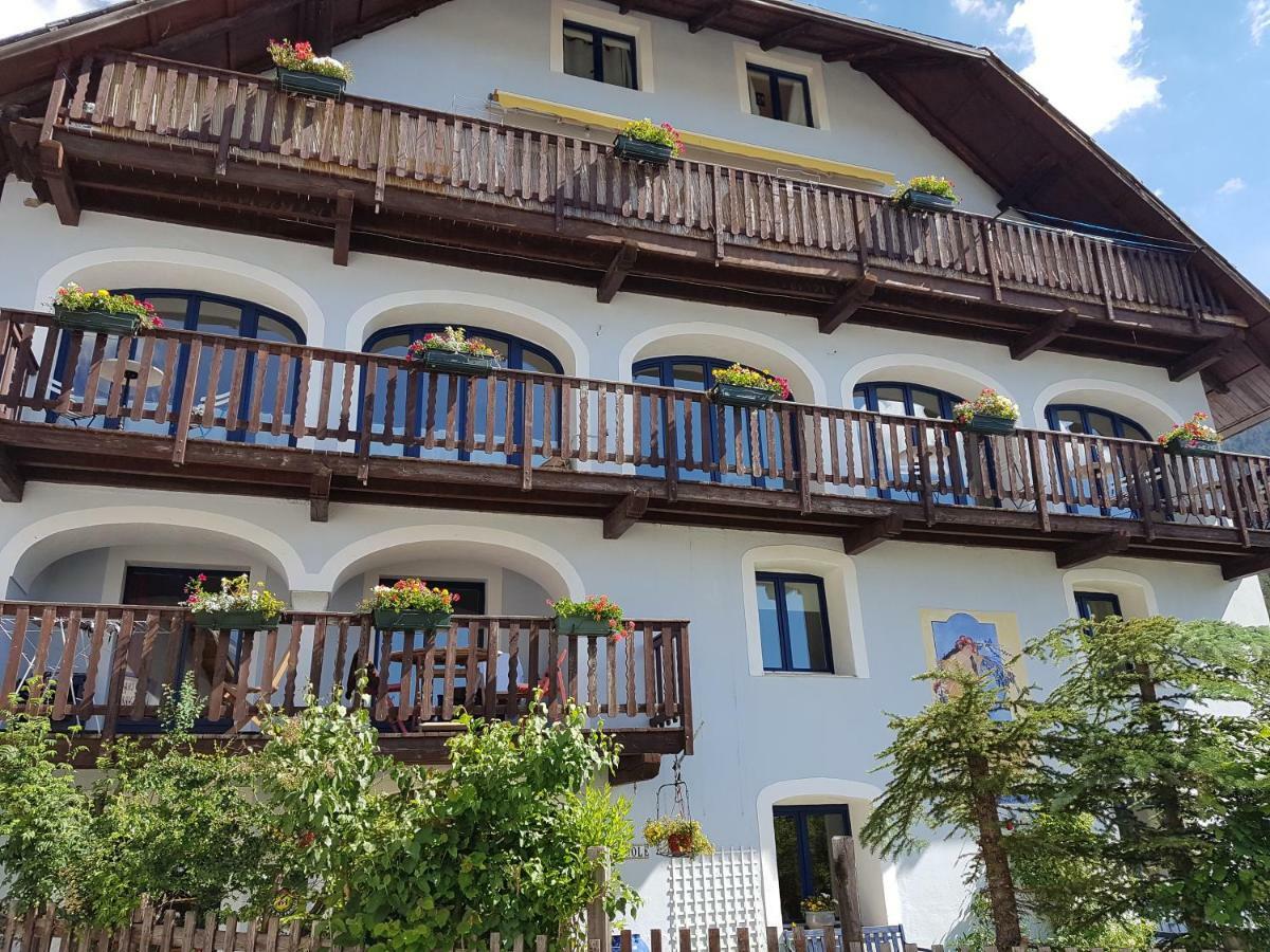 La Girandole Chambre D'Hotes Et Location D'Appartement Arvieux Bagian luar foto